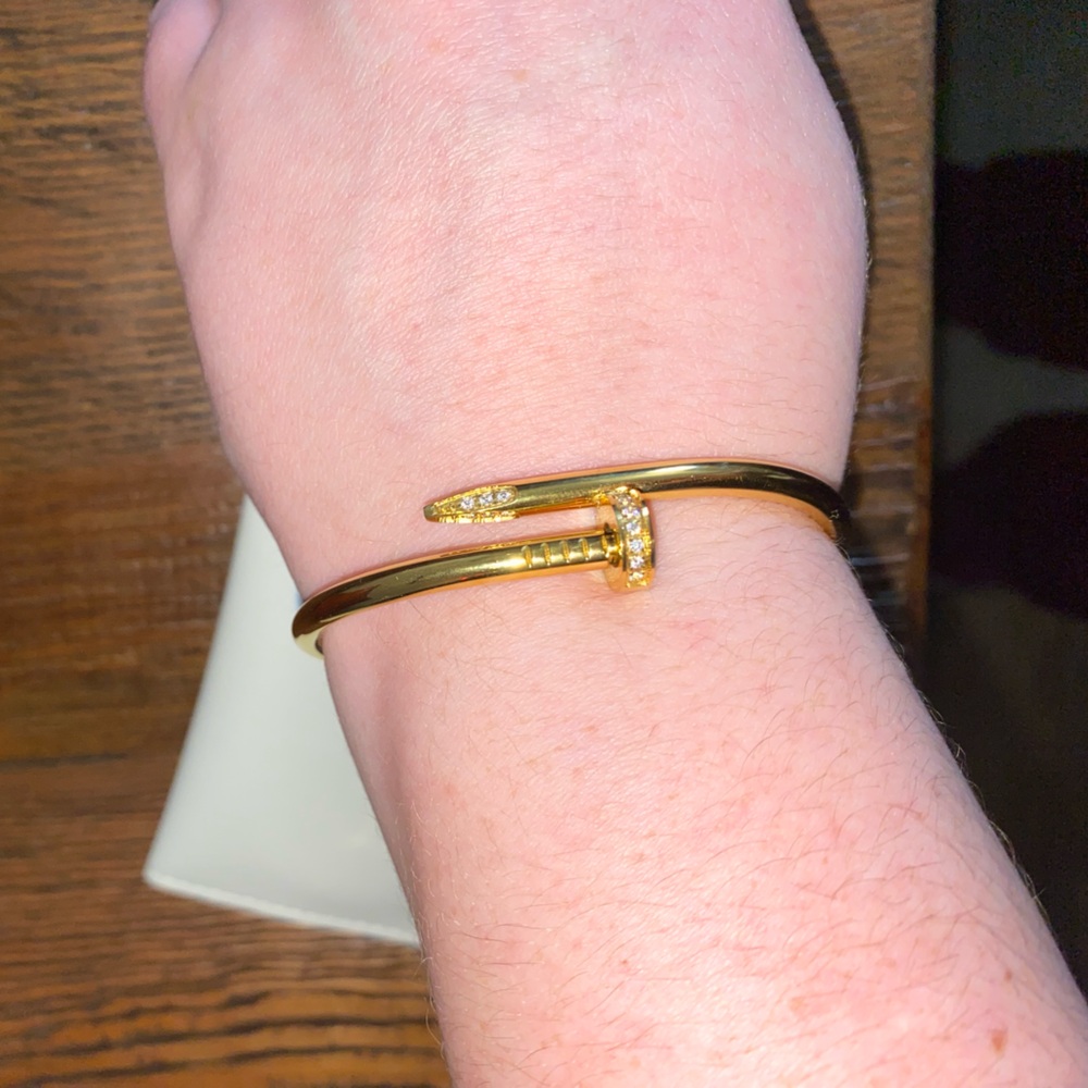 Nail Bangle